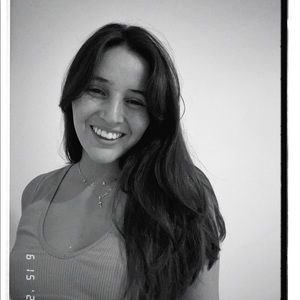 Meet your Posher, Valentina